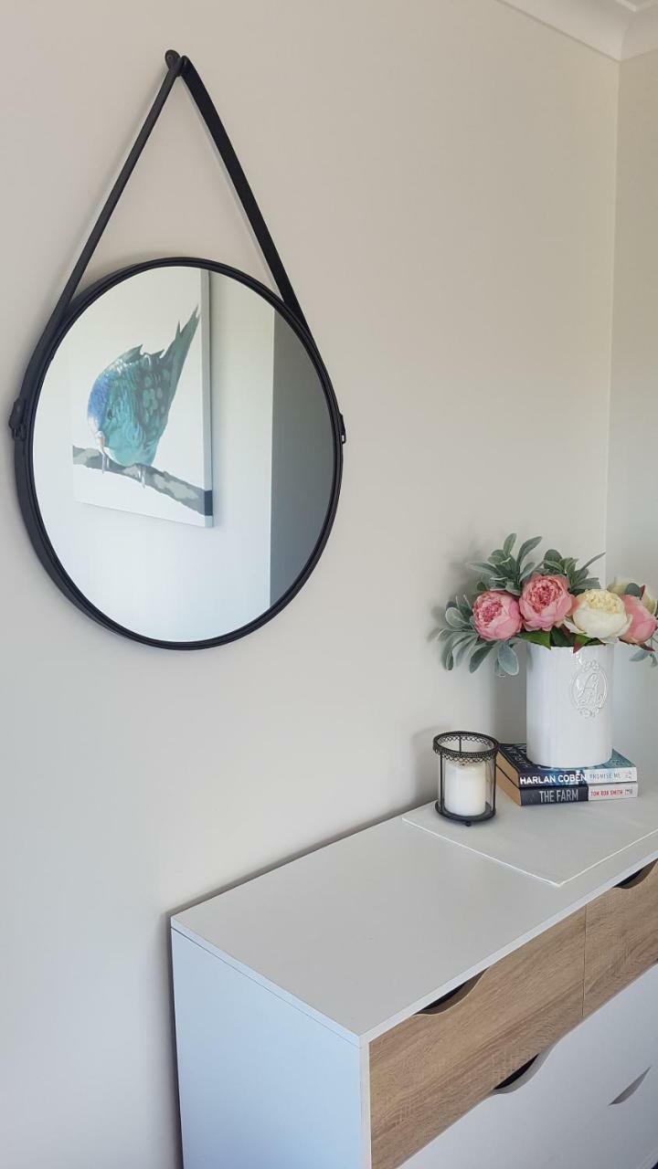 Above The River Karapiro Bed & Breakfast ภายนอก รูปภาพ